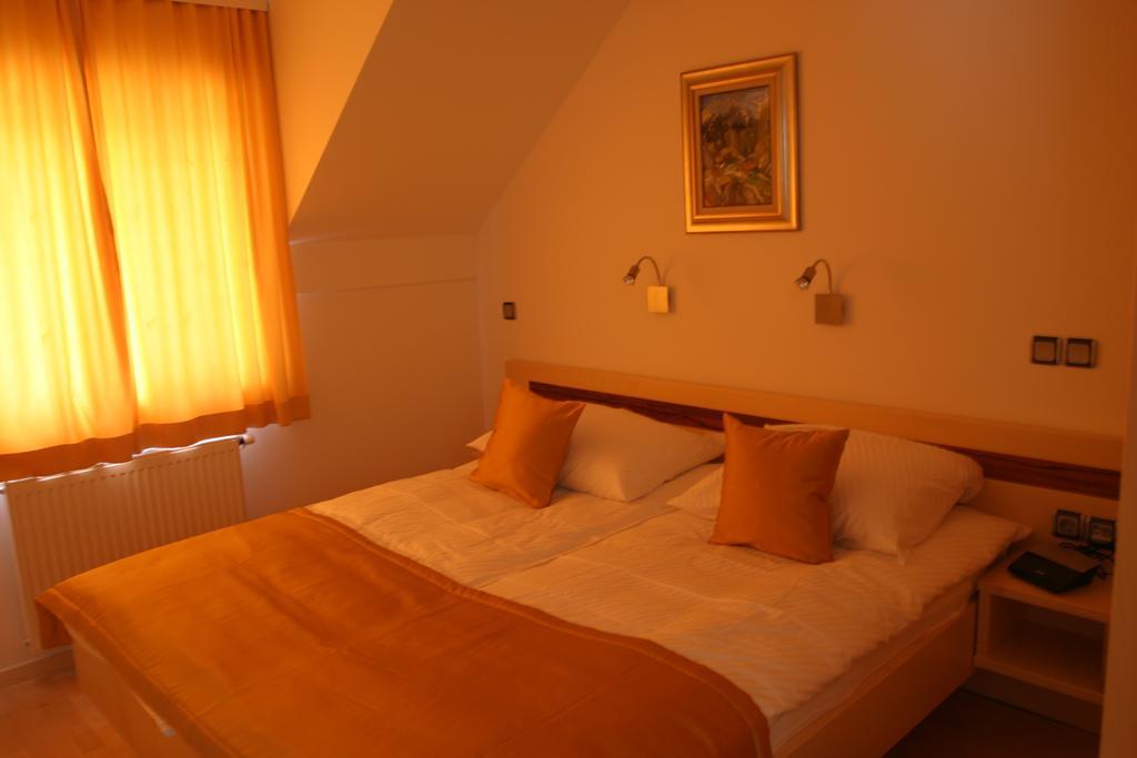 Apartments Veno Ласко Экстерьер фото